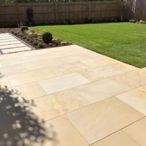 Mint - 20mm - 900x600 - 17.82 Sqm - Sawn & Honed - Single Size - 33 Flags - Smooth Indian Sandstone Paving Slabs