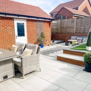 Hammerstone Grey Porcelain - 21.60 SQM - 20mm - 900x600 - Single Size - 40 Slabs - Outdoor Paving Tiles